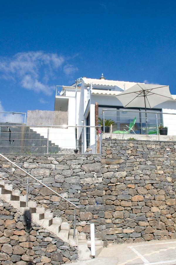 Crystal House Villa Calheta  Exterior photo